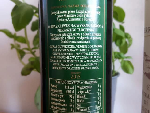 Ile kosztuje oliwa z oliwek? Ceny, które mogą Cię zaskoczyć Ile kosztuje oliwa z oliwek? Ceny, które mogą Cię zaskoczyć