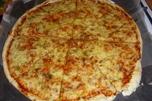 Jak zrobić pizzę margherita: Prosty przepis na idealne ciasto Jak zrobić pizzę margherita: Prosty przepis na idealne ciasto