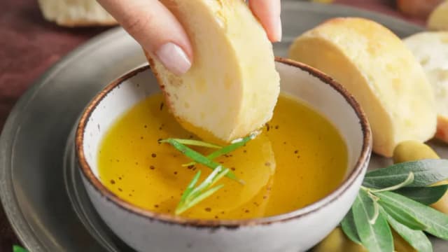 Ile kalorii ma oliwki? Sprawdź, jak wpływają na dietę Ile kalorii ma oliwki? Sprawdź, jak wpływają na dietę