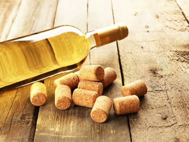 Jak otworzyć wino bez korkociągu - proste metody i porady bezpieczeństwa Jak otworzyć wino bez korkociągu - proste metody i porady bezpieczeństwa